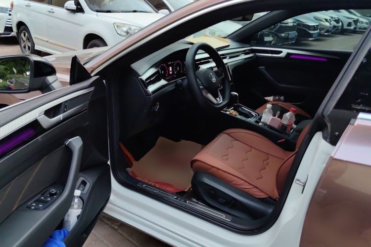 Used Volkswagen FAW-Volkswagen CC 2025 Model, Facelifted 380TSI, Striking and Shared Enjoyment Version Driver Seat