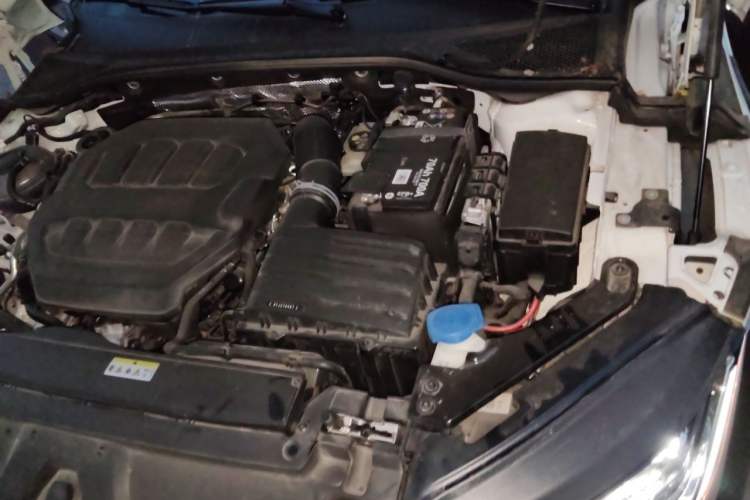 Used Volkswagen FAW-Volkswagen CC 2025 Model, Facelifted 380TSI, Striking and Shared Enjoyment Version Engine Bay Left