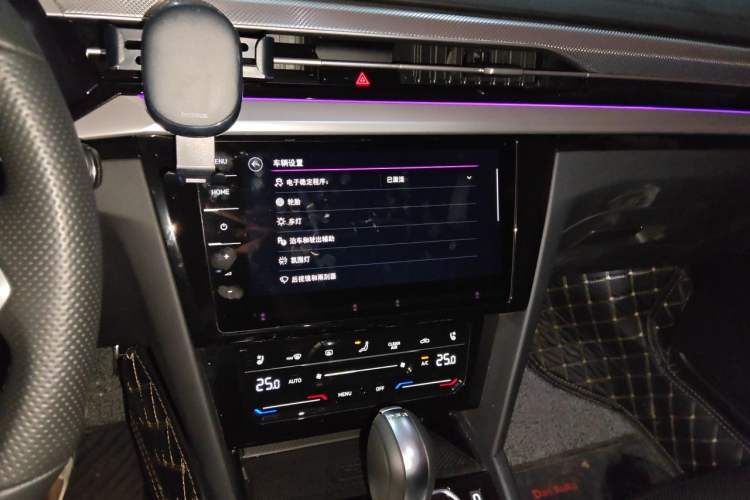 Used Volkswagen FAW-Volkswagen CC 2025 380TSI Striking All-Inclusive Edition Audio And AC Panel