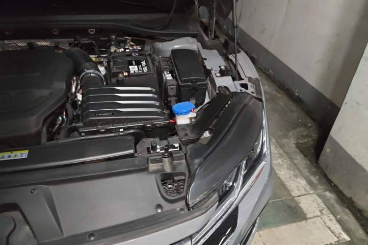 Used Volkswagen FAW-Volkswagen CC 2025 380TSI Striking All-Inclusive Edition Engine Bay Left