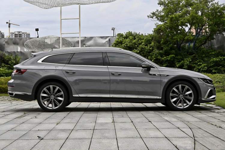 Used Volkswagen FAW-Volkswagen CC 2025 Model, Facelifted Station Wagon, 380TSI, Hunter’s Heart—Shared Edition Exterior 6