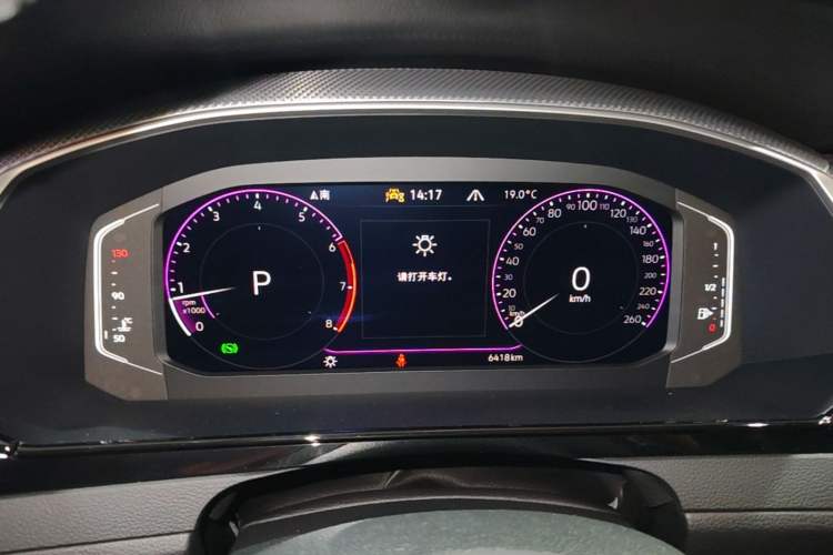 Used Volkswagen FAW-Volkswagen CC 2025 Model, Facelifted Station Wagon, 380TSI, Hunter’s Heart—Shared Edition Instrument Cluster