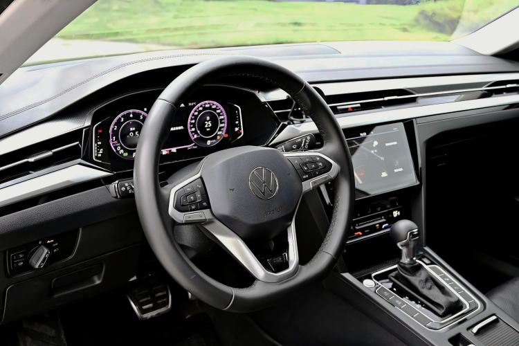 Used Volkswagen FAW-Volkswagen CC 2025 Model, Facelifted Station Wagon, 380TSI, Hunter’s Heart—Shared Edition Interior 10