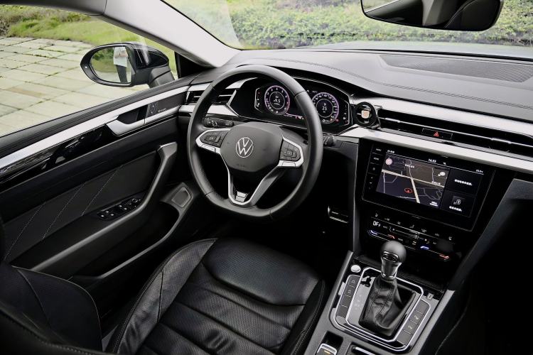 Used Volkswagen FAW-Volkswagen CC 2025 Model, Facelifted Station Wagon, 380TSI, Hunter’s Heart—Shared Edition Interior 3