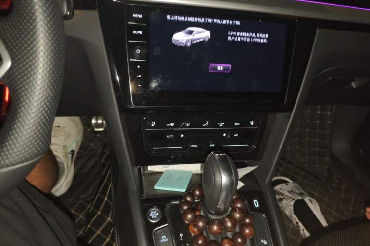 Used Volkswagen FAW-Volkswagen CC 2025 380TSI Striking All-Inclusive Edition Audio And AC Panel