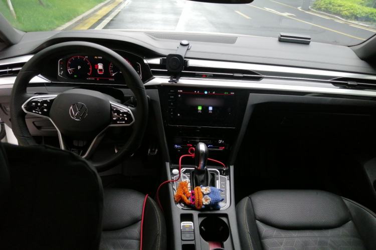 Used Volkswagen FAW-Volkswagen CC 2025 380TSI Striking All-Inclusive Edition Center Console