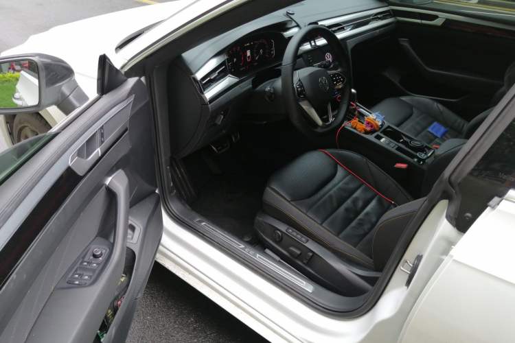 Used Volkswagen FAW-Volkswagen CC 2025 380TSI Striking All-Inclusive Edition Driver Seat
