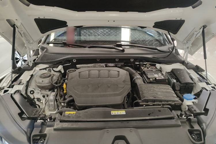 Used Volkswagen FAW-Volkswagen CC 2025 Model, Facelifted 380TSI, Striking and Shared Enjoyment Version Engine Bay