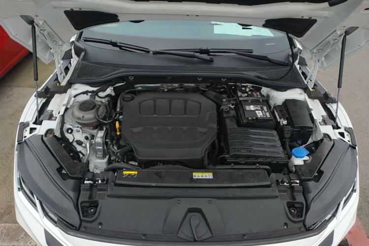 Used Volkswagen FAW-Volkswagen CC 2025 330TSI Ignite All-Inclusive Edition Engine Bay