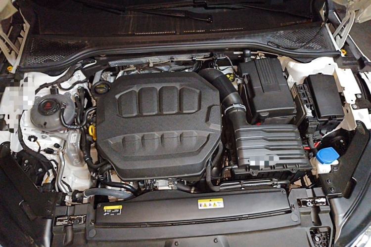 Used Volkswagen FAW-Volkswagen CC 2025 Model, Facelifted 380TSI, Striking and Shared Enjoyment Version Engine Bay