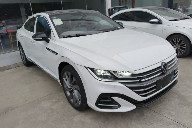 Used Volkswagen FAW-Volkswagen CC 2025 380TSI Striking All-Inclusive Edition Front Right 45 Deg