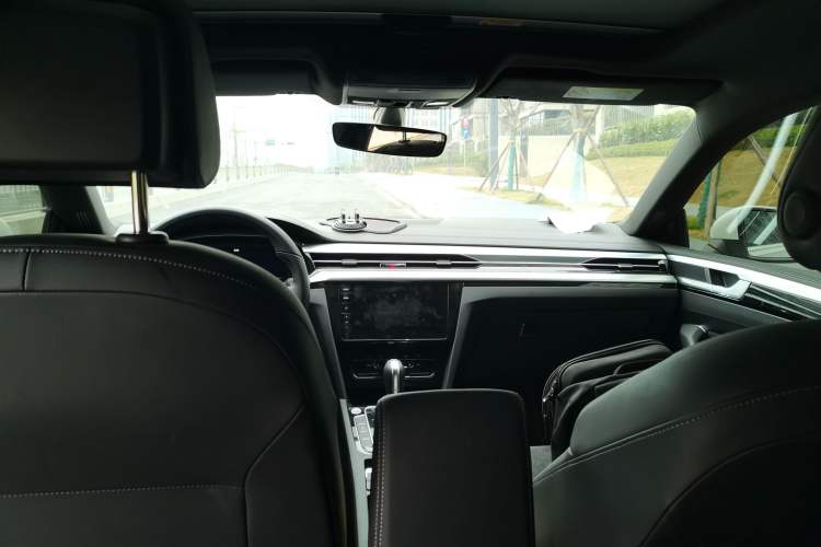 Used Volkswagen FAW-Volkswagen CC 2025 330TSI Ignite All-Inclusive Edition Headliner