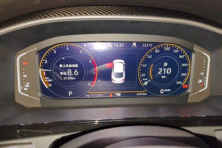Used Volkswagen FAW-Volkswagen CC 2025 Model, Facelifted 380TSI, Striking and Shared Enjoyment Version Instrument Cluster
