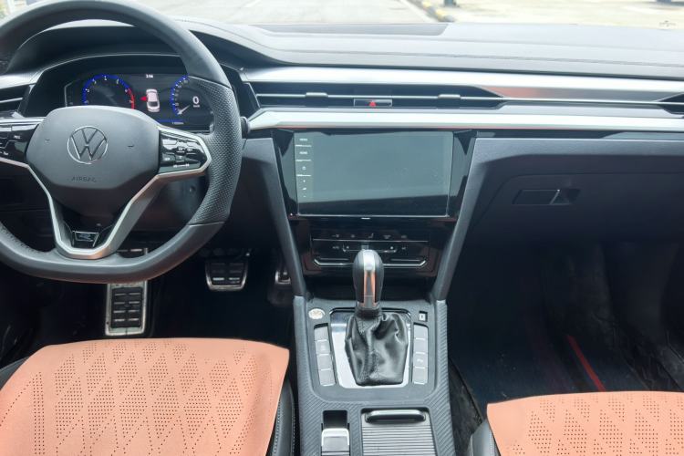 Used Volkswagen FAW-Volkswagen CC 2025 330TSI Ignite All-Inclusive Edition Interior 2