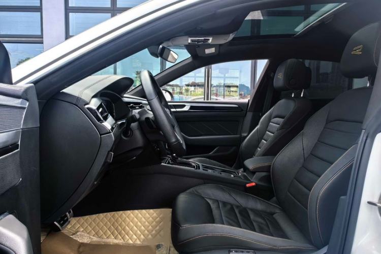 Used Volkswagen FAW-Volkswagen CC 2025 380TSI Striking All-Inclusive Edition Interior 2
