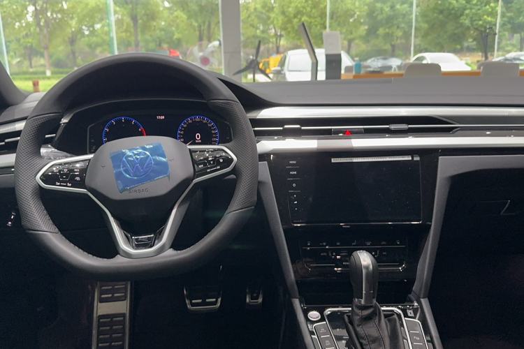 Used Volkswagen FAW-Volkswagen CC 2025 380TSI Striking All-Inclusive Edition Interior 3