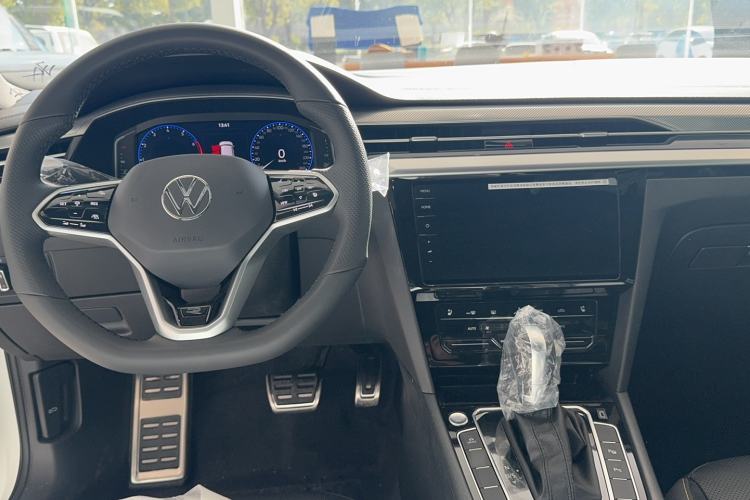 Used Volkswagen FAW-Volkswagen CC 2025 380TSI Striking All-Inclusive Edition Interior 3