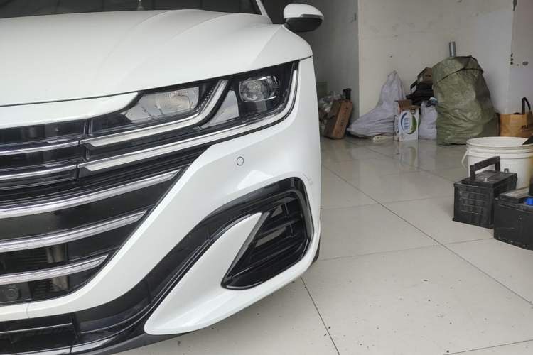 Used Volkswagen FAW-Volkswagen CC 2025 Model, Facelifted, 330TSI, Glamorous—Shared Edition Left Front Headlight