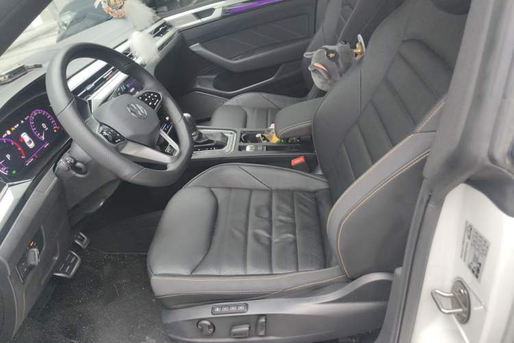 Used Volkswagen FAW-Volkswagen CC 2025 Model, Facelifted 380TSI, Striking and Shared Enjoyment Version Left Front Seat