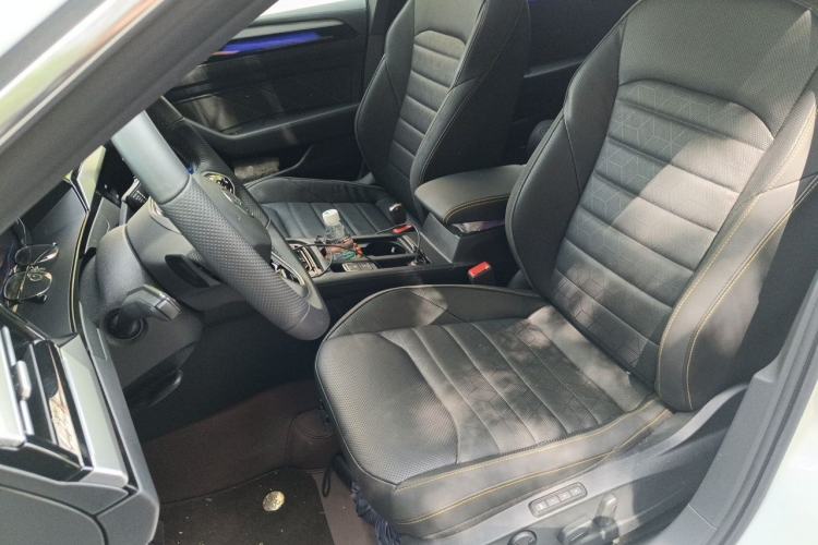 Used Volkswagen FAW-Volkswagen CC 2025 380TSI Striking All-Inclusive Edition Left Front Seat