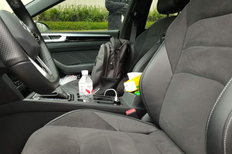 Used Volkswagen FAW-Volkswagen CC 2025 330TSI Ignite All-Inclusive Edition Left Front Seat