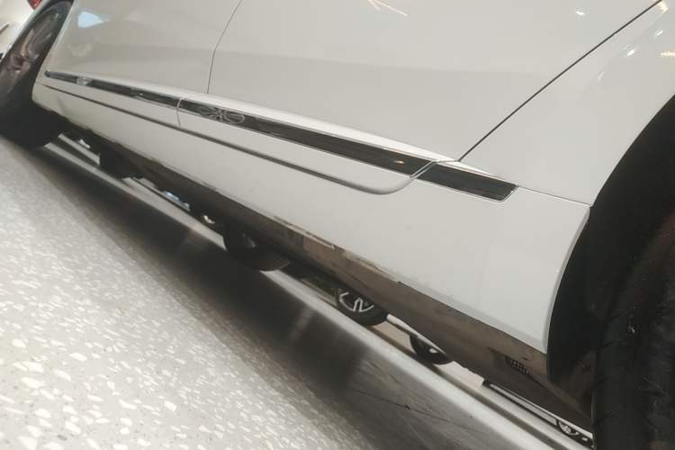 Used Volkswagen FAW-Volkswagen CC 2025 380TSI Striking All-Inclusive Edition Left Side Sill
