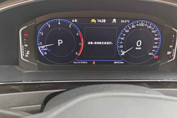 Used Volkswagen FAW-Volkswagen CC 2025 Model, Facelifted 380TSI, Striking and Shared Enjoyment Version Odometer Close Up