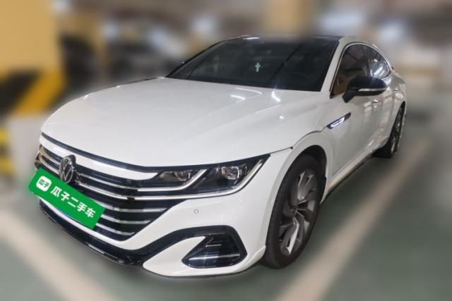 Volkswagen FAW-Volkswagen CC 2025 380TSI Striking All-Inclusive Edition مستعملة