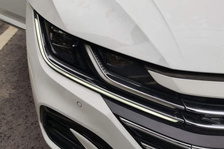 Used Volkswagen FAW-Volkswagen CC 2025 330TSI Ignite All-Inclusive Edition Right Front Headlight