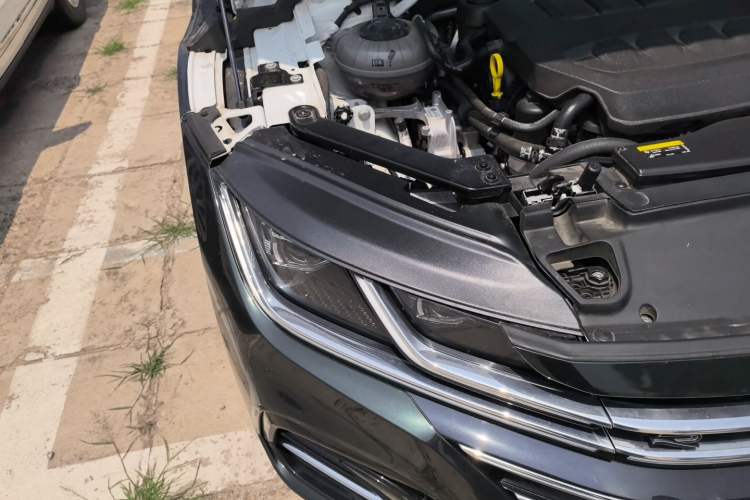 Used Volkswagen FAW-Volkswagen CC 2025 380TSI Striking All-Inclusive Edition Right Front Headlight