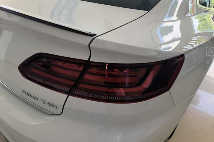 Used Volkswagen FAW-Volkswagen CC 2025 Model, Facelifted 380TSI, Striking and Shared Enjoyment Version Right Rear Taillight