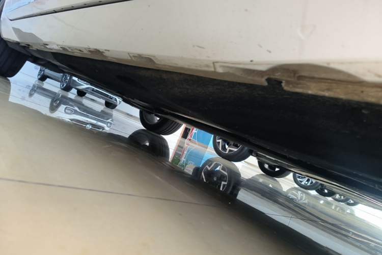 Used Volkswagen FAW-Volkswagen CC 2025 Model, Facelifted 380TSI, Striking and Shared Enjoyment Version Right Side Sill