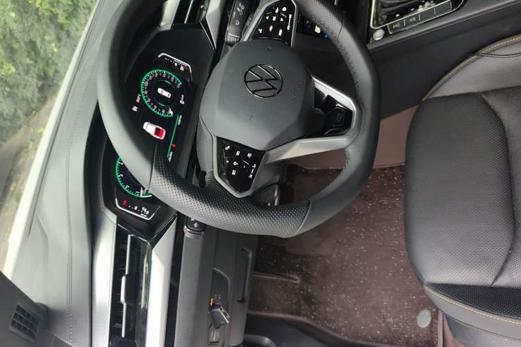 Used Volkswagen FAW-Volkswagen CC 2025 380TSI Striking All-Inclusive Edition Steering Wheel