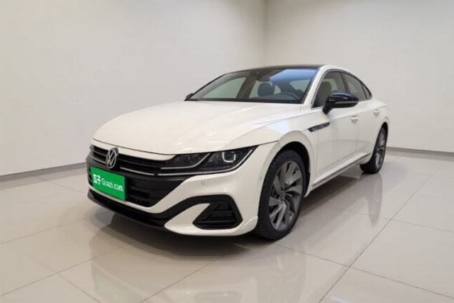 Używany Volkswagen FAW-Volkswagen CC 2025 Model, Facelifted 380TSI, Striking and Shared Enjoyment Version