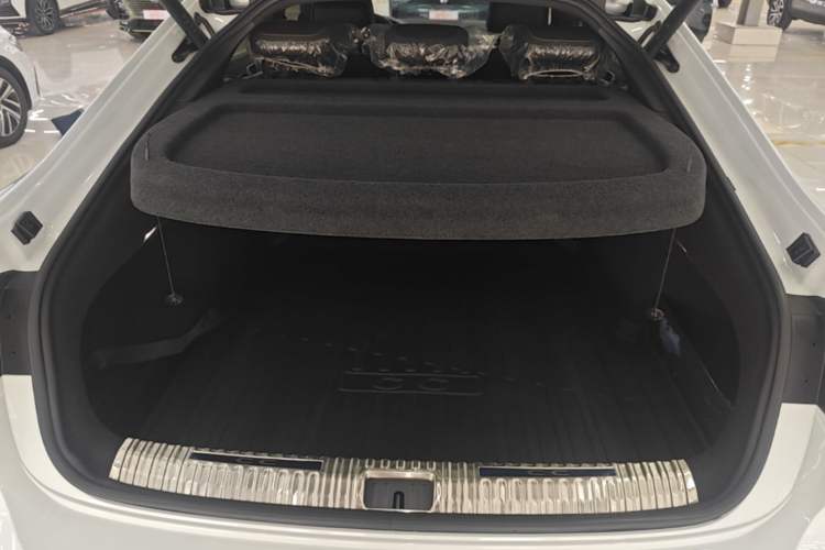 Used Volkswagen FAW-Volkswagen CC 2025 380TSI Striking All-Inclusive Edition Trunk