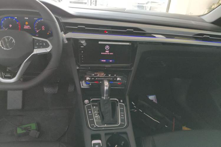 Used Volkswagen FAW-Volkswagen CC 2026 Model, 30 Million Units—Selected, 330TSI, Glamorous Audio And AC Panel