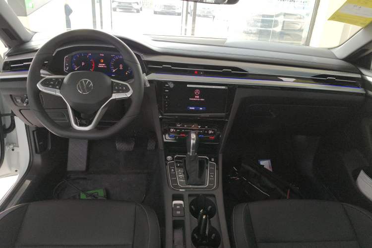 Used Volkswagen FAW-Volkswagen CC 2026 Model, 30 Million Units—Selected, 330TSI, Glamorous Center Console