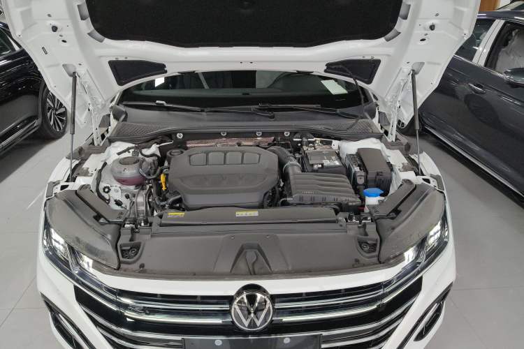 Used Volkswagen FAW-Volkswagen CC 2026 Model, 30 Million Units—Selected, 380TSI, Dazzling Engine Bay