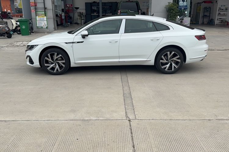 Used Volkswagen FAW-Volkswagen CC 2026 Model, 30 Million Units—Selected, 330TSI, Glamorous Exterior 2