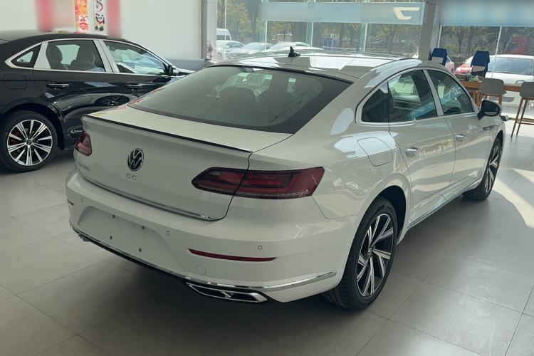 Used Volkswagen FAW-Volkswagen CC 2026 Model, 30 Million Units—Selected, 330TSI, Glamorous Exterior 3