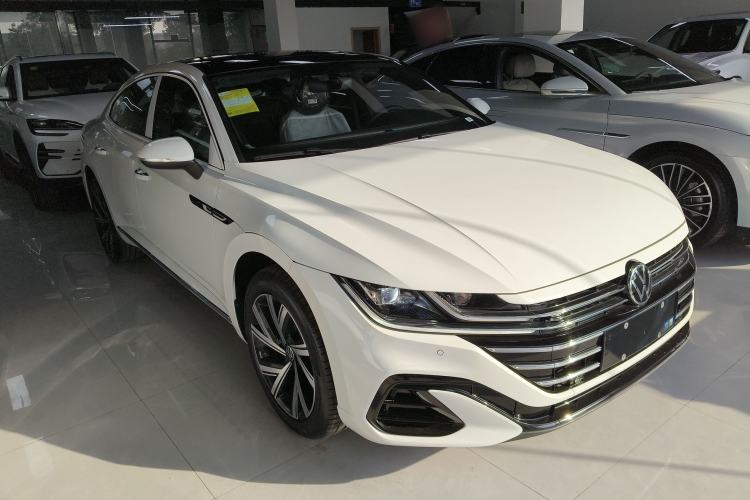Used Volkswagen FAW-Volkswagen CC 2026 Model, 30 Million Units—Selected, 330TSI, Glamorous Front Right 45 Deg