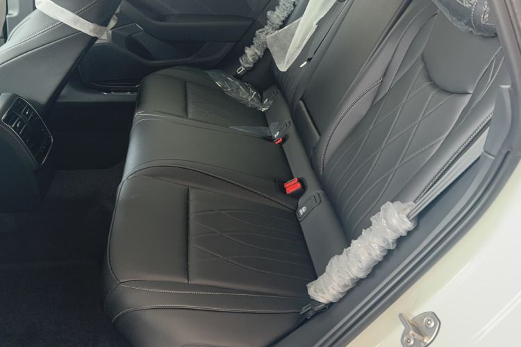 Used Volkswagen FAW-Volkswagen CC 2026 Model, 30 Million Units—Selected, 330TSI, Glamorous Interior 1
