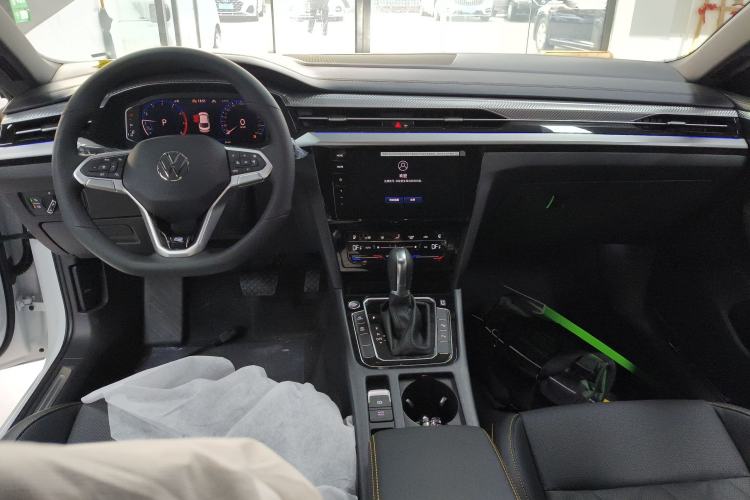 Used Volkswagen FAW-Volkswagen CC 2026 Model, 30 Million Units—Selected, 380TSI, Dazzling Interior 2