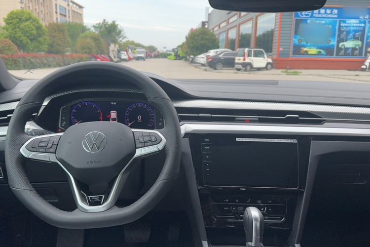 Used Volkswagen FAW-Volkswagen CC 2026 Model, 30 Million Units—Selected, 330TSI, Glamorous Interior 2