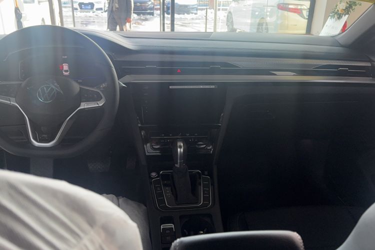 Used Volkswagen FAW-Volkswagen CC 2026 Model, 30 Million Units—Selected, 330TSI, Glamorous Interior 3