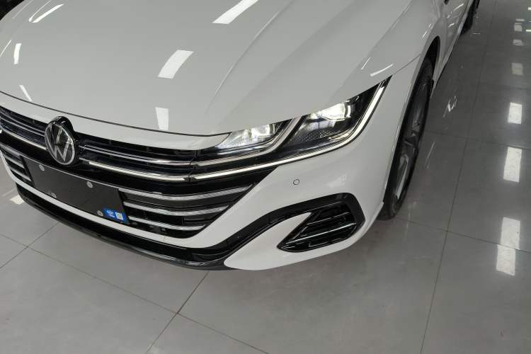 Used Volkswagen FAW-Volkswagen CC 2026 Model, 30 Million Units—Selected, 380TSI, Dazzling Left Front Headlight