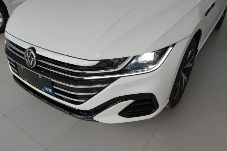 Used Volkswagen FAW-Volkswagen CC 2026 Model, 30 Million Units—Selected, 330TSI, Glamorous Left Front Headlight