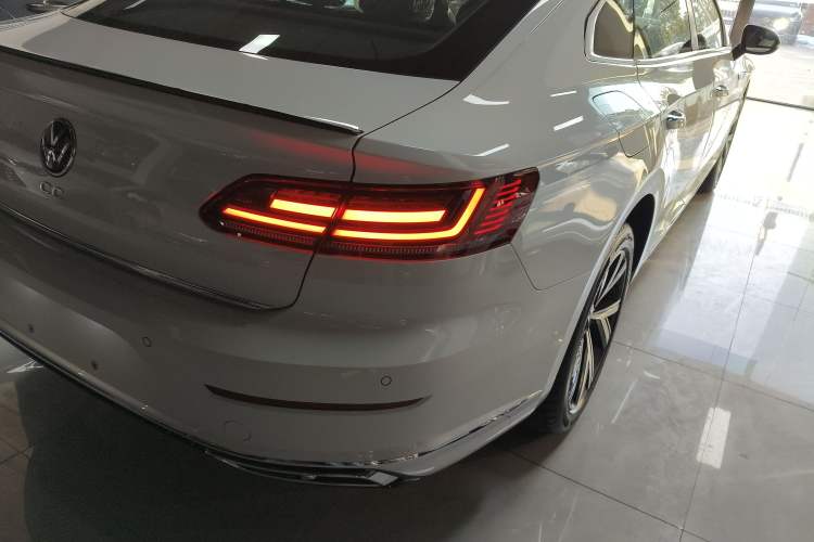 Used Volkswagen FAW-Volkswagen CC 2026 Model, 30 Million Units—Selected, 330TSI, Glamorous Right Rear Taillight