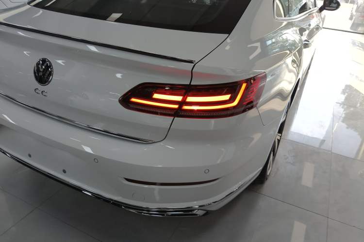 Used Volkswagen FAW-Volkswagen CC 2026 Model, 30 Million Units—Selected, 330TSI, Glamorous Right Rear Taillight