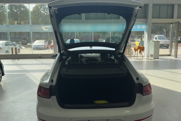 Used Volkswagen FAW-Volkswagen CC 2026 Model, 30 Million Units—Selected, 330TSI, Glamorous Trunk